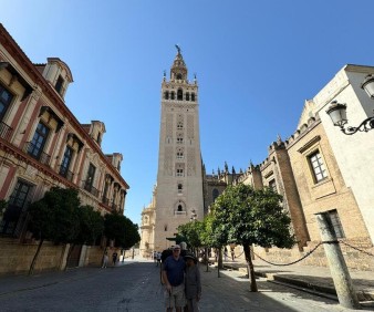 visiting Seville best landmark, La Giralda tower